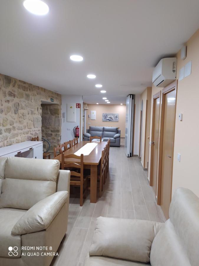 Apartamentos Alameda Siguenza Luaran gambar